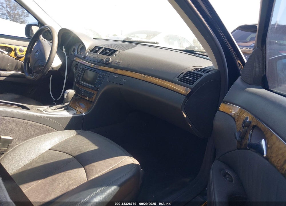 2005 MERCEDES-BENZ E 320 VIN: WDBUF65J95A705660