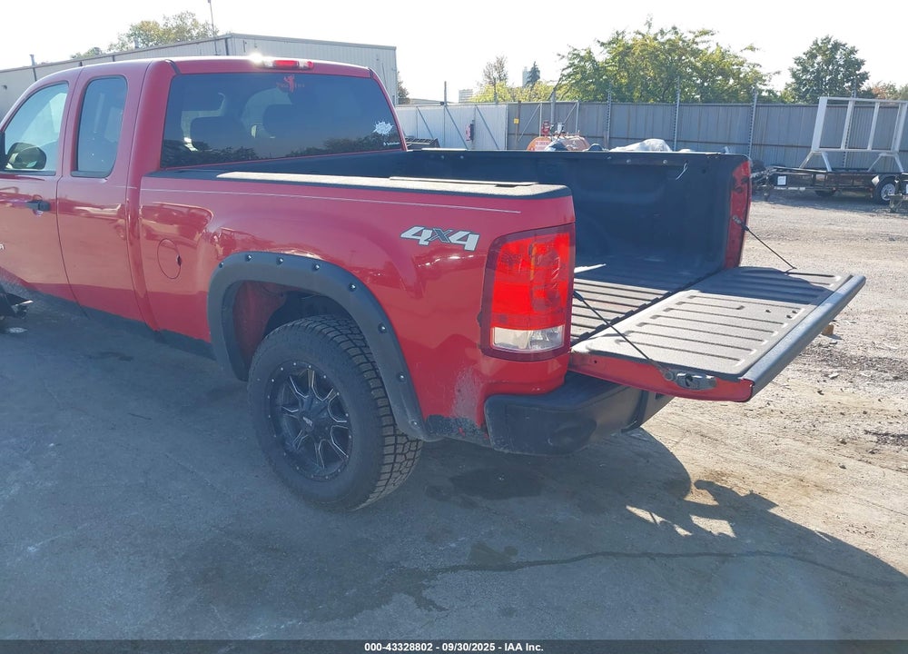 2007 GMC SIERRA 1500 VIN: 1GTEK19C07Z627824
