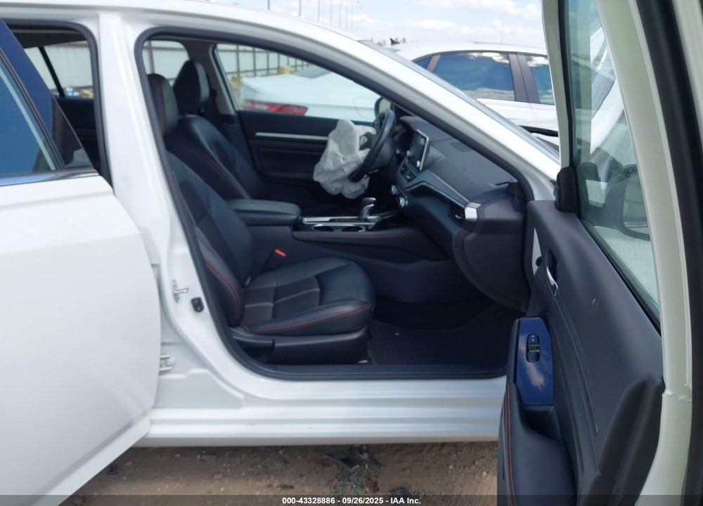 2024 NISSAN ALTIMA SR FWD VIN: 1N4BL4CVXRN355732