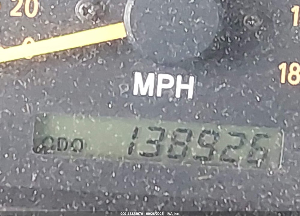 2002 TOYOTA TUNDRA SR5 V8 VIN: 5TBBT44132S275820