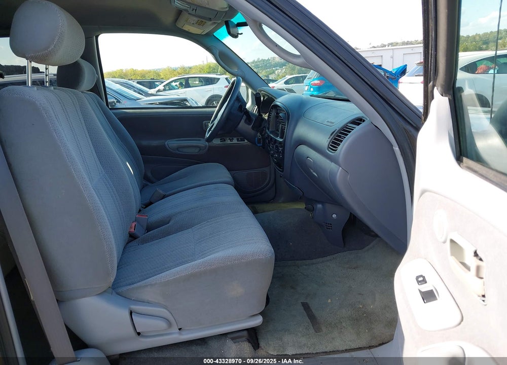 2002 TOYOTA TUNDRA SR5 V8 VIN: 5TBBT44132S275820
