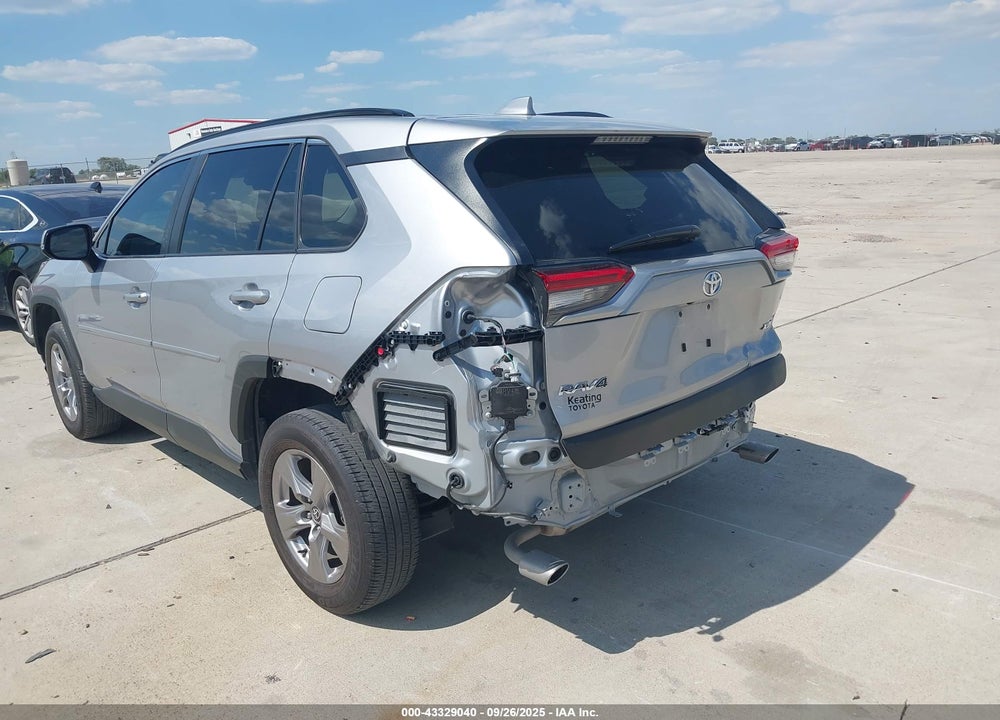 2025 TOYOTA RAV4 XLE VIN: 2T3W1RFV3SC332786