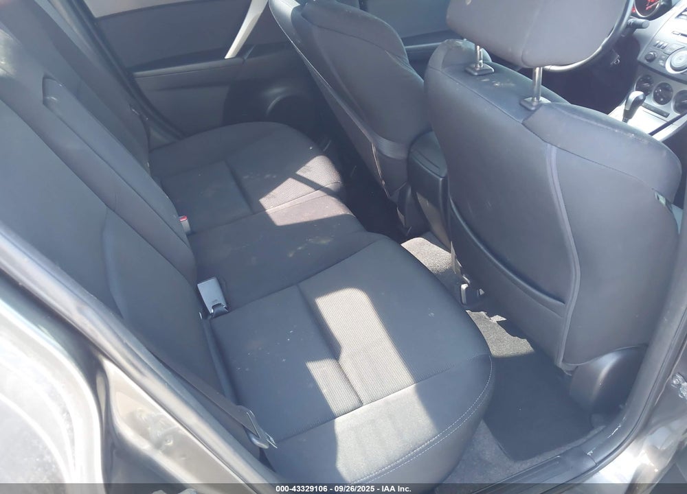 2010 MAZDA 3 S SPORT VIN: JM1BL1S55A1248030