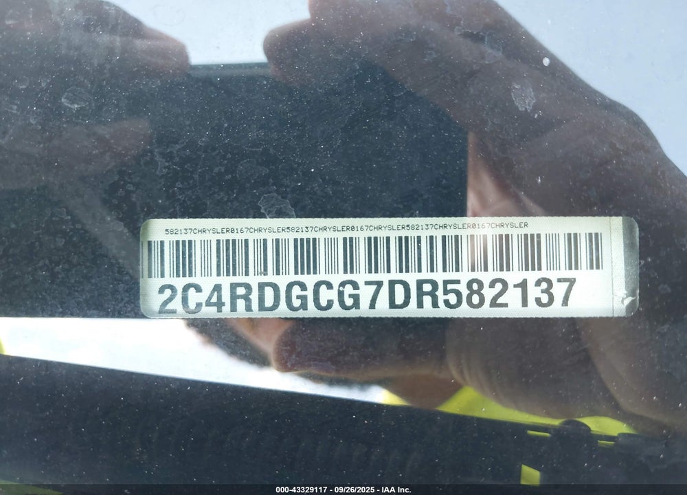 2013 DODGE GRAND CARAVAN SXT VIN: 2C4RDGCG7DR582137