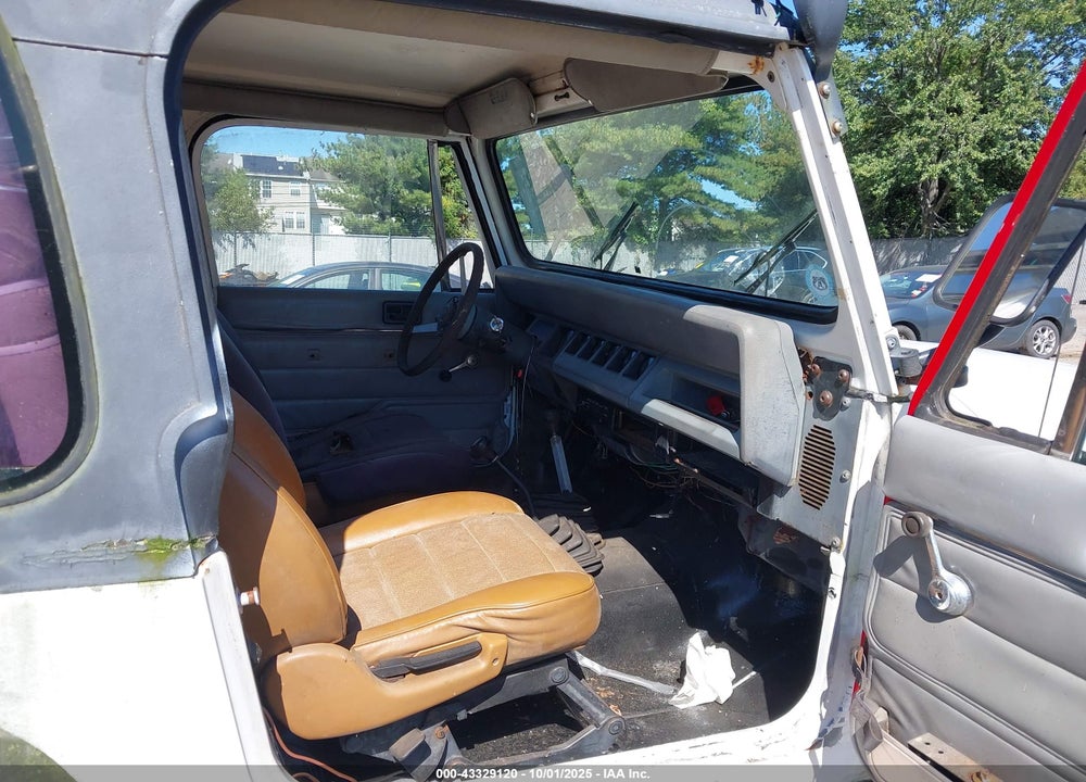 1989 JEEP WRANGLER / YJ VIN: 2J4FY19E9KJ141318