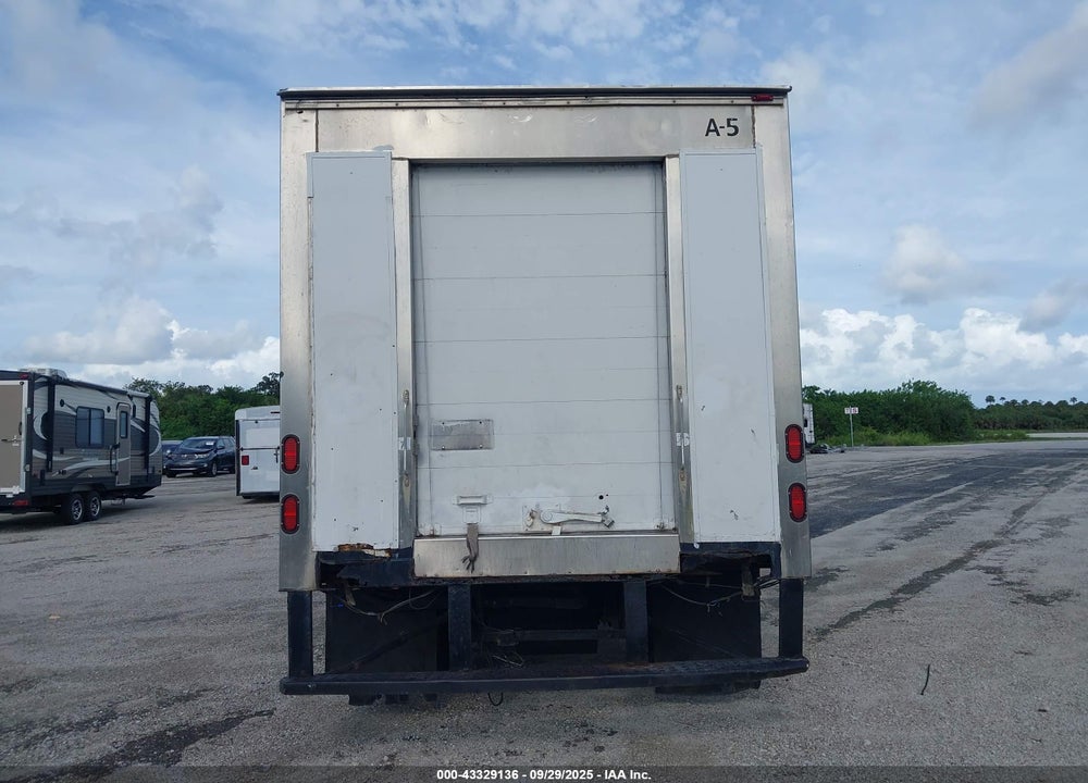 2003 ISUZU NPR VIN: JALC4B14437000155