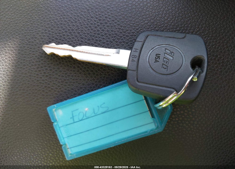 2010 FORD FOCUS VIN: 1FAHP3FN4AW277578
