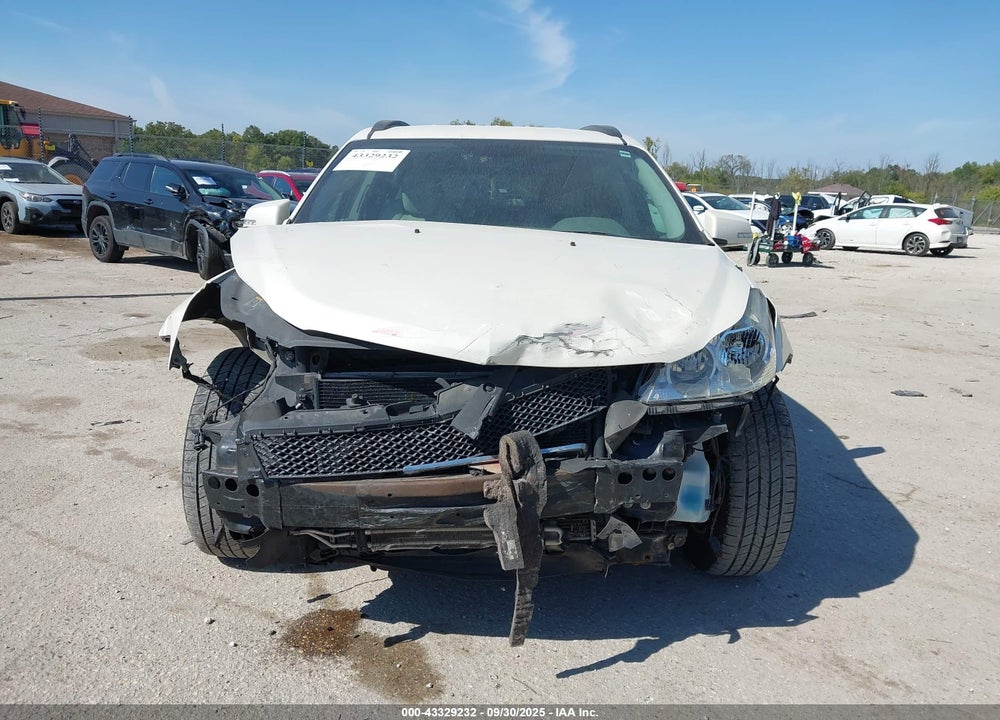 2011 CHEVROLET TRAVERSE VIN: 1GNKVJED6BJ199670