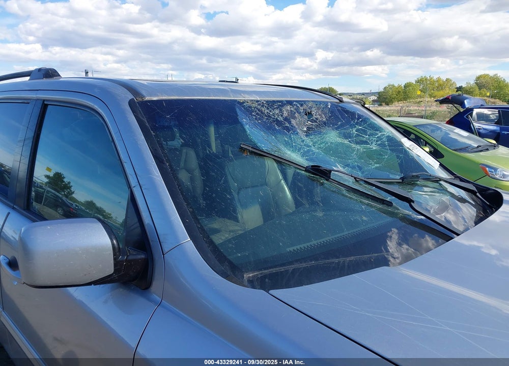 2011 HONDA PILOT EX-L VIN: 5FNYF4H74BB107292