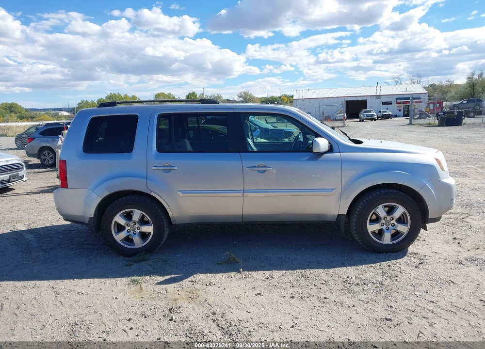 2011 HONDA PILOT EX-L VIN: 5FNYF4H74BB107292