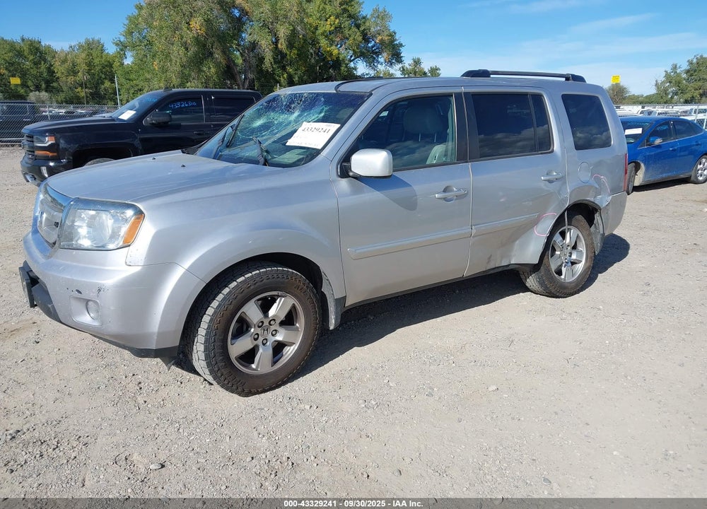 2011 HONDA PILOT EX-L VIN: 5FNYF4H74BB107292
