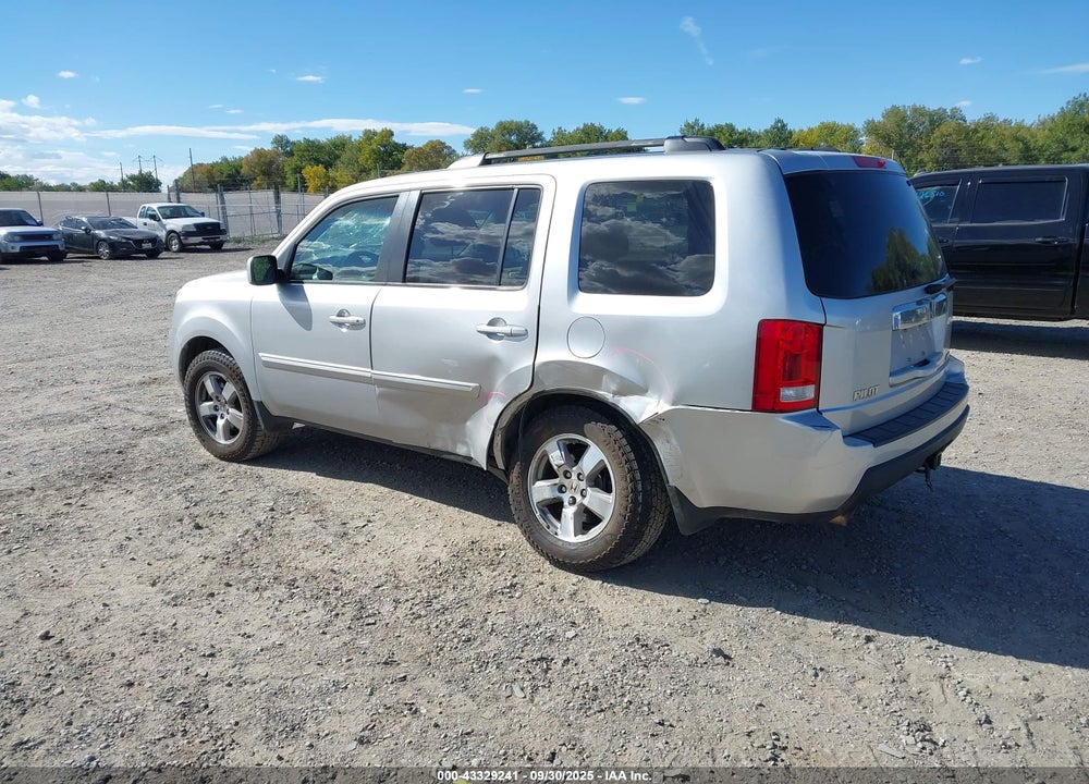 2011 HONDA PILOT EX-L VIN: 5FNYF4H74BB107292