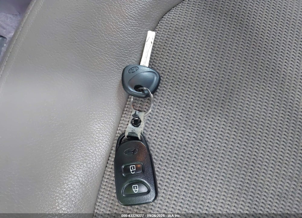 2015 HYUNDAI TUCSON VIN: KM8JUCAGXFU110962