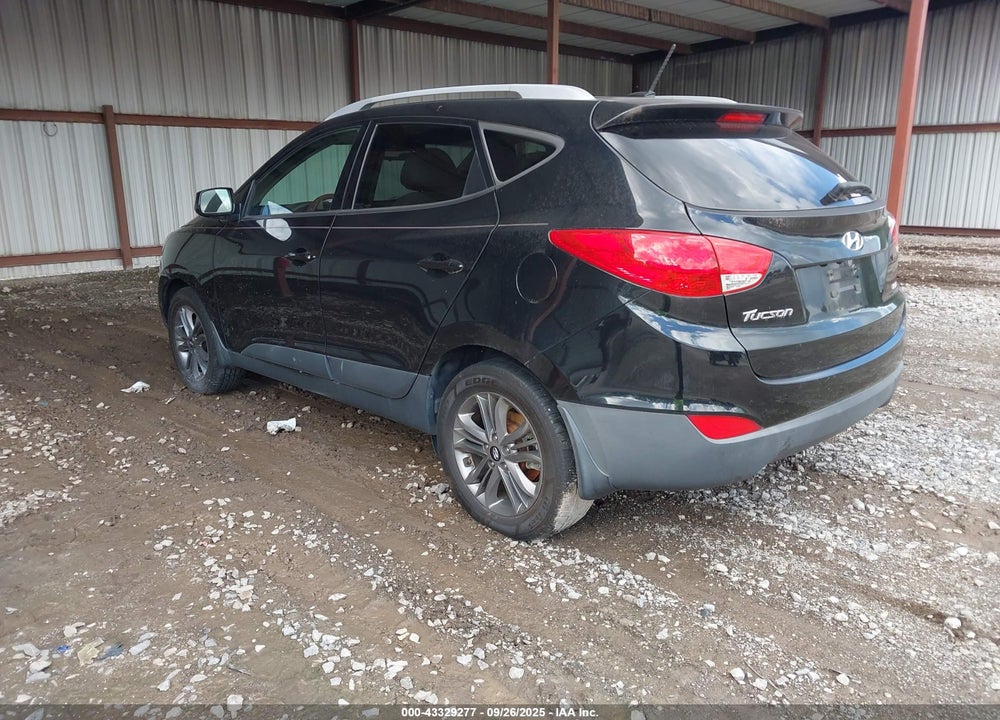2015 HYUNDAI TUCSON VIN: KM8JUCAGXFU110962