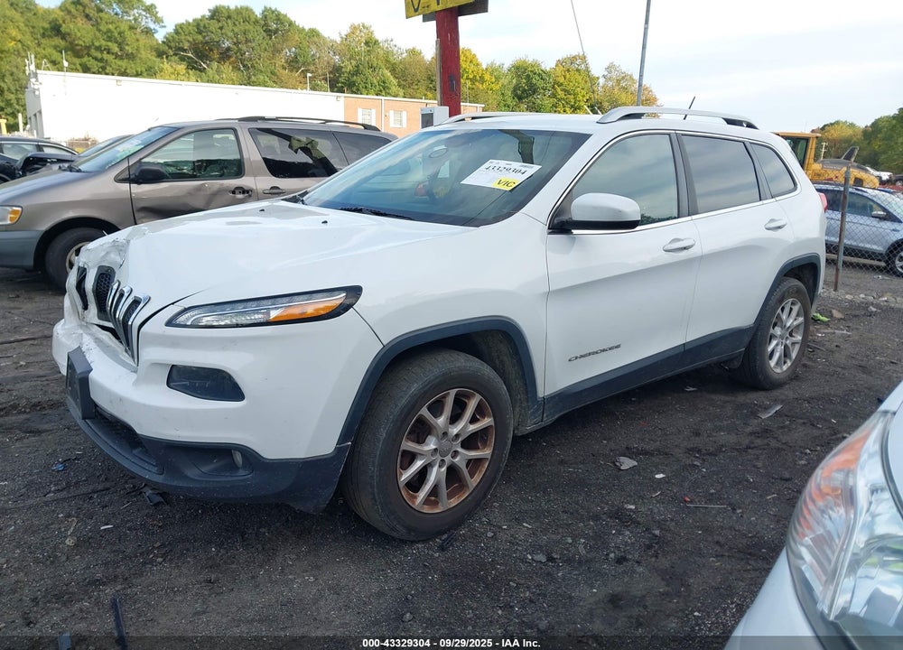 2016 JEEP CHEROKEE LATITUDE VIN: 1C4PJMCB2GW268779
