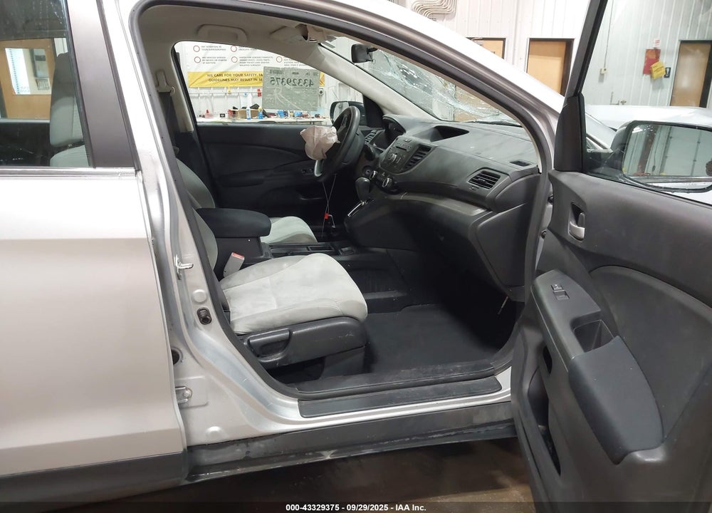 2016 HONDA CR-V LX VIN: 2HKRM4H38GH703232