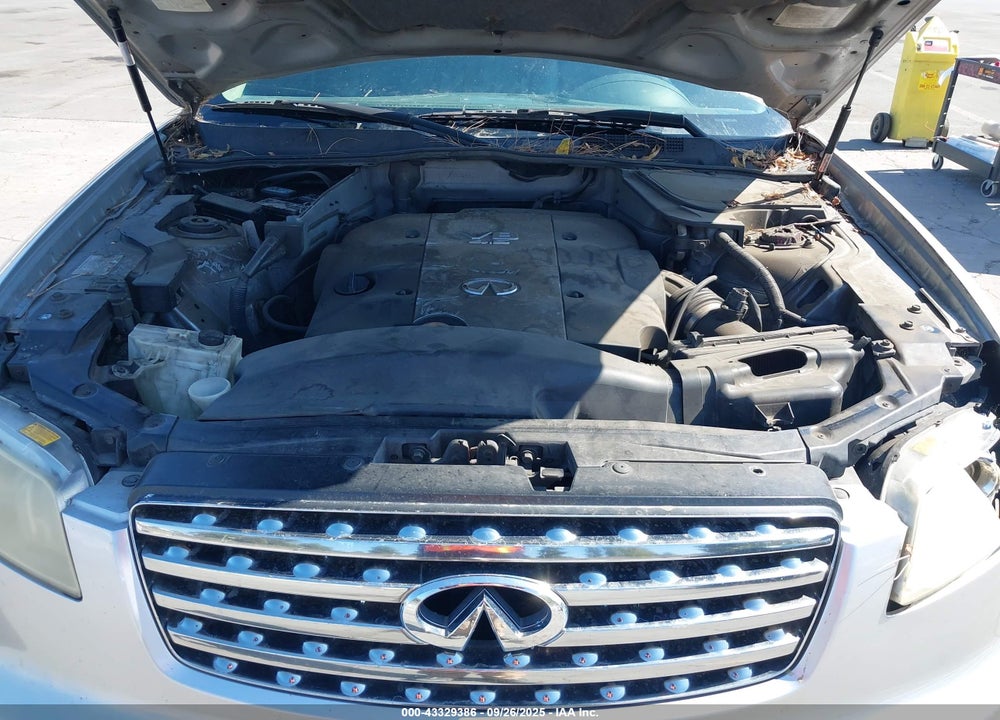 2003 INFINITI FX45 VIN: JNRBS08W43X402983
