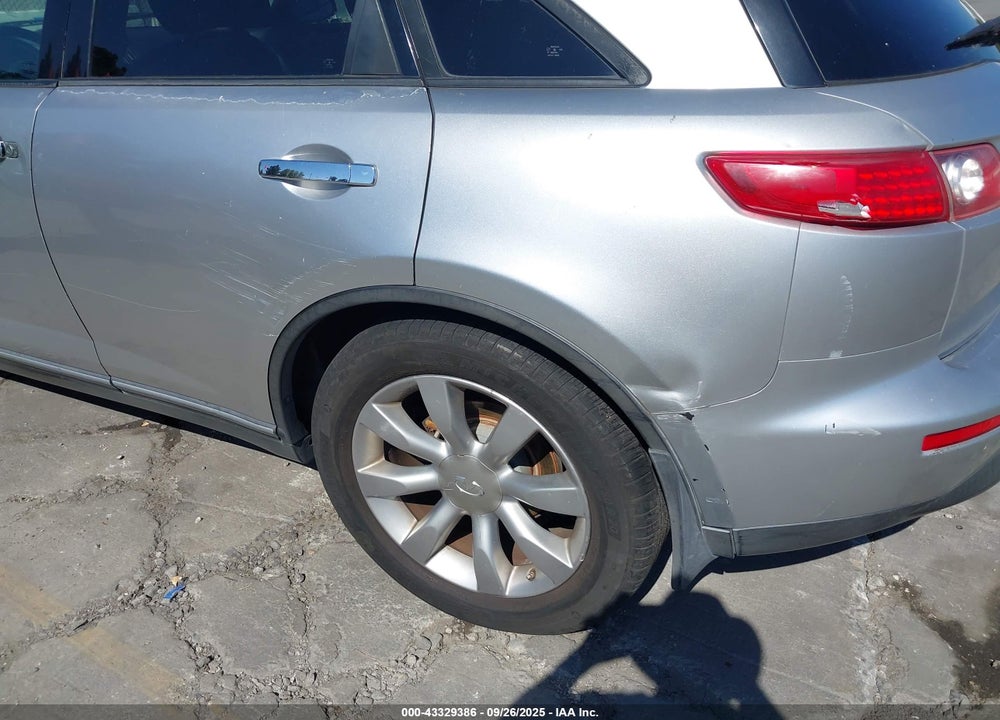 2003 INFINITI FX45 VIN: JNRBS08W43X402983