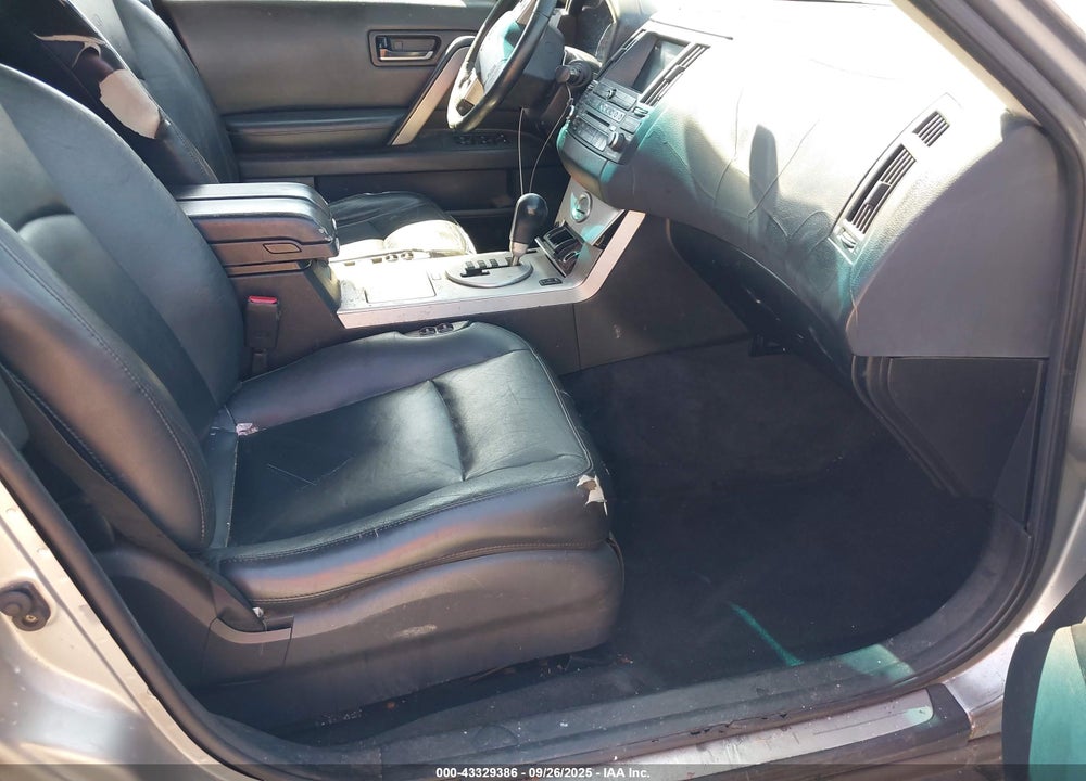 2003 INFINITI FX45 VIN: JNRBS08W43X402983