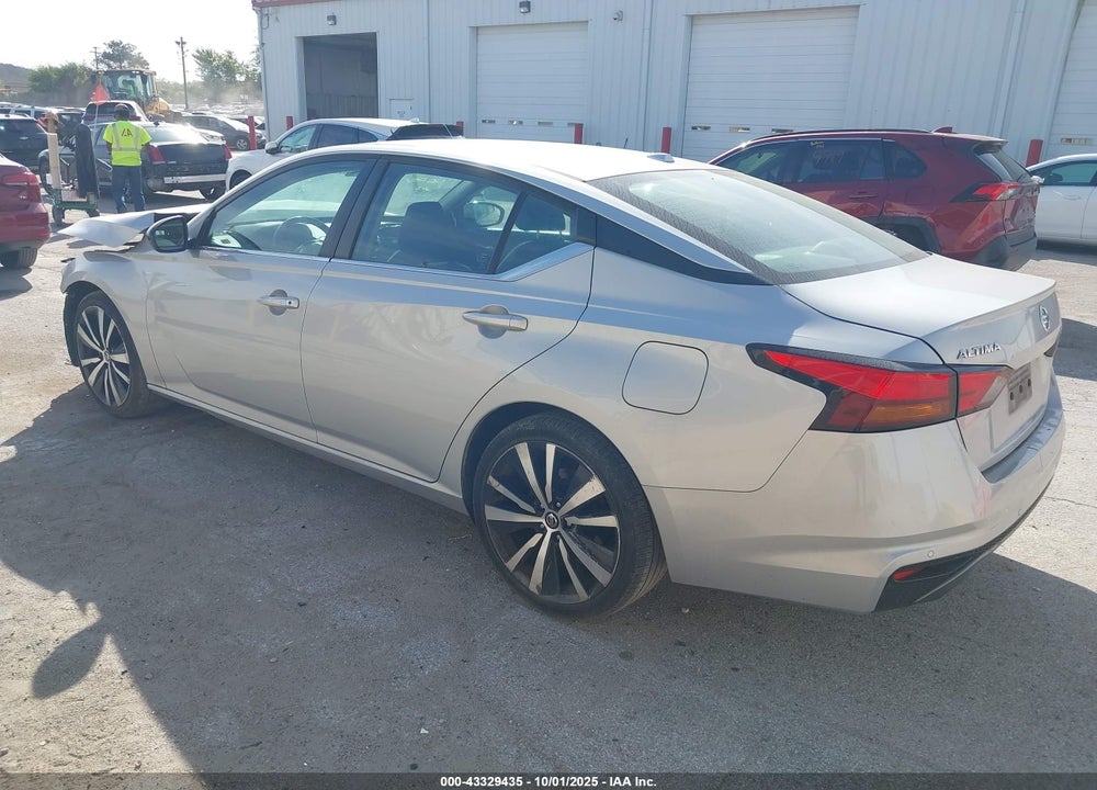2021 NISSAN ALTIMA SR FWD VIN: 1N4BL4CV9MN365922