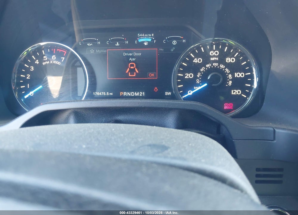 2015 FORD F-150 LARIAT VIN: 1FTEW1EG2FFC77285