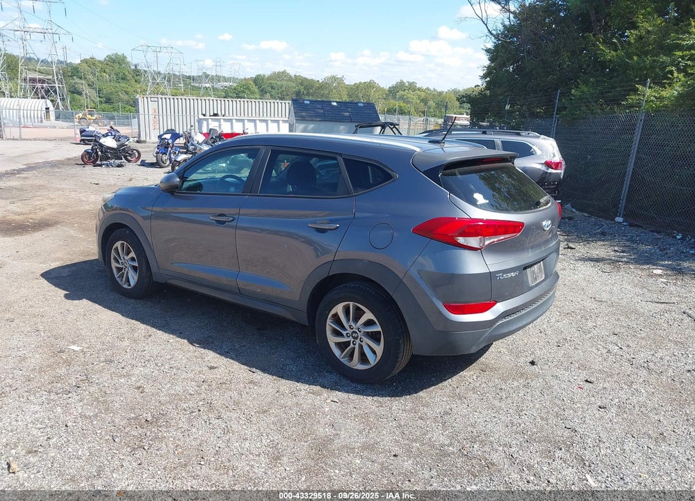 2016 HYUNDAI TUCSON VIN: KM8J3CA49GU151660