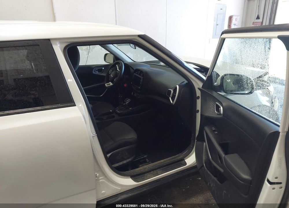 2024 KIA SOUL LX VIN: KNDJ23AU2R7239815