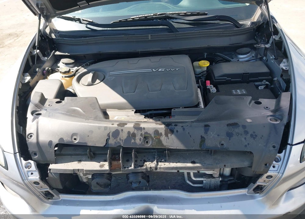 2016 JEEP CHEROKEE VIN: 1C4PJLAS4GW329398