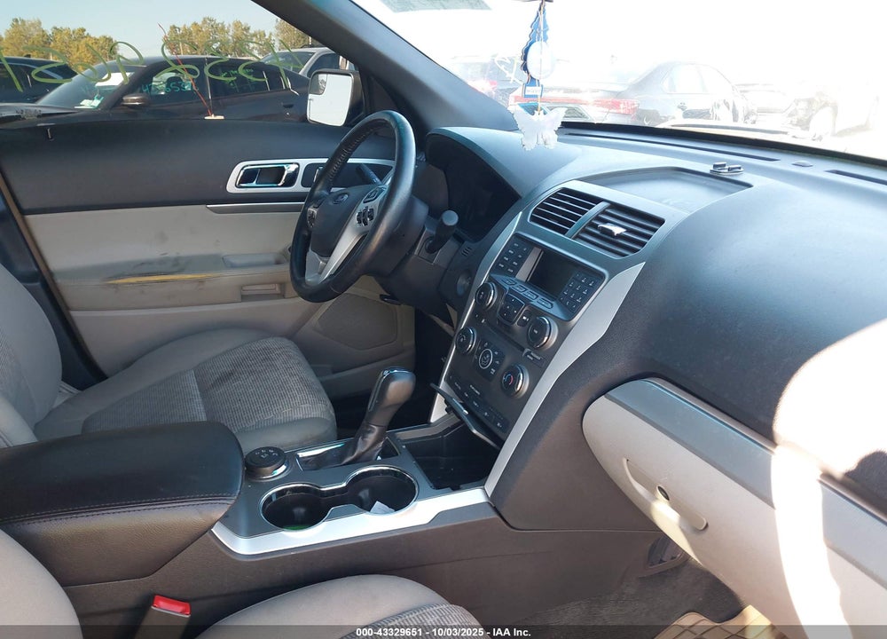 2015 FORD EXPLORER VIN: 1FM5K8D89FGB57276