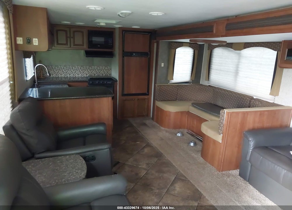 2014 HEARTLAND NORTH TRAILER VIN: 5SFNB3628EE266917