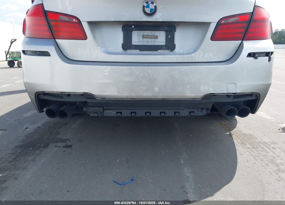 2013 BMW 5 SERIES VIN: WBAXG5C55DDY33030