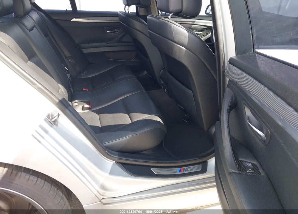 2013 BMW 5 SERIES VIN: WBAXG5C55DDY33030