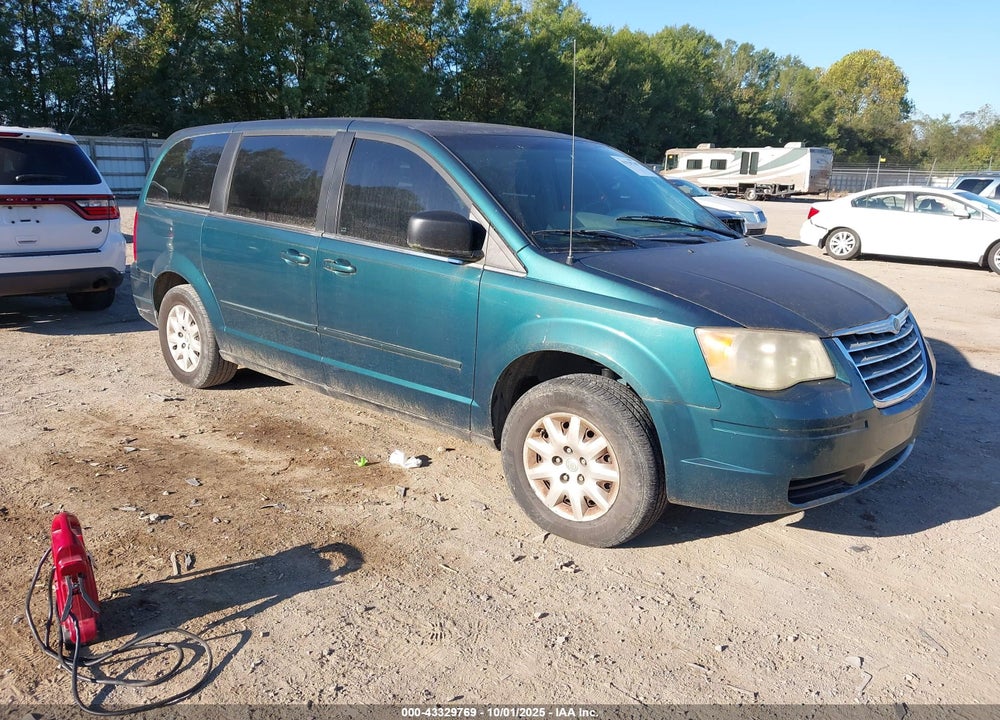 2009 CHRYSLER TOWN & COUNTRY LX VIN: 2A8HR44E29R656086
