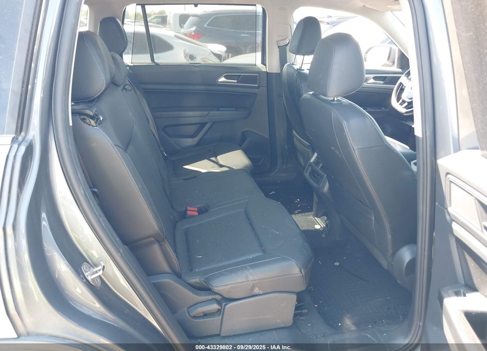 2019 VOLKSWAGEN ATLAS VIN: 1V2WR2CA9KC622113