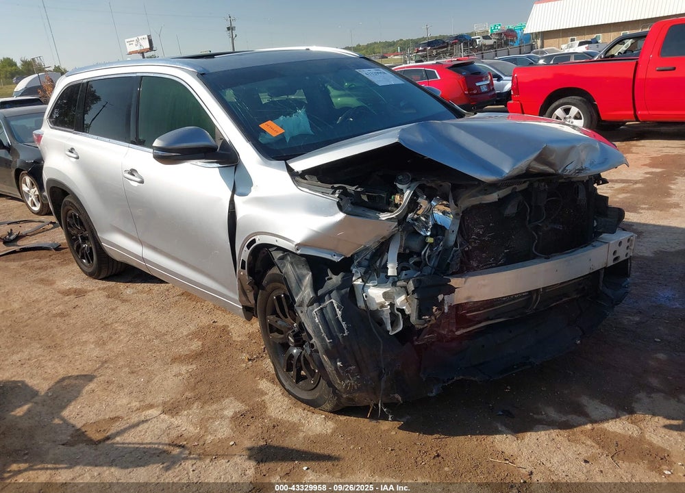 2015 TOYOTA HIGHLANDER XLE V6 VIN: 5TDKKRFH9FS052284