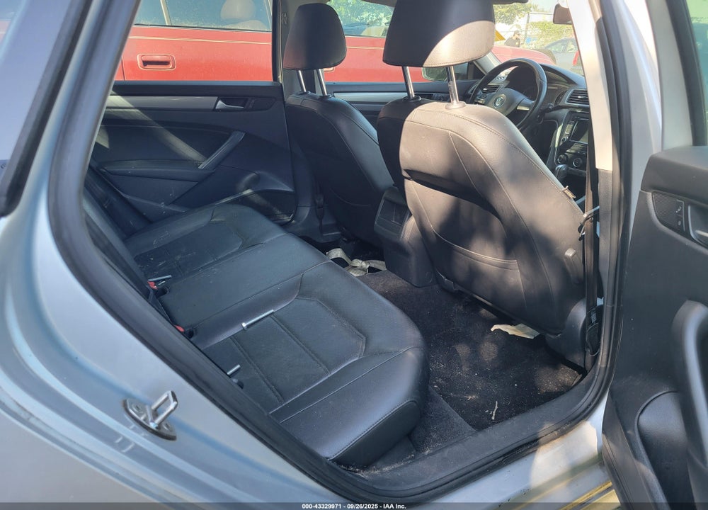 2015 VOLKSWAGEN PASSAT VIN: 1VWAS7A3XFC118478