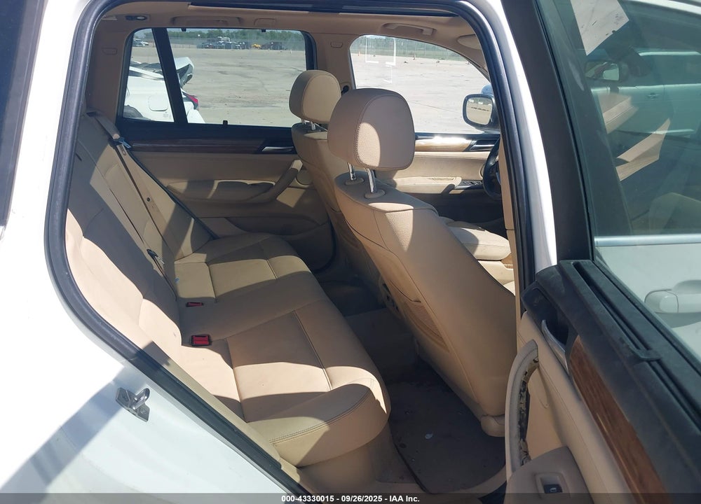 2011 BMW X3 VIN: 5UXWX7C50BLT78020