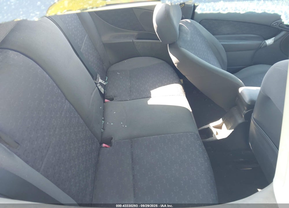 2003 FORD FOCUS ZX3 VIN: 3FAFP313X3R114873