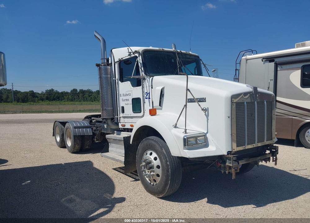2008 KENWORTH CONSTRUCTION T800 VIN: 1XKDDB0X58J232442