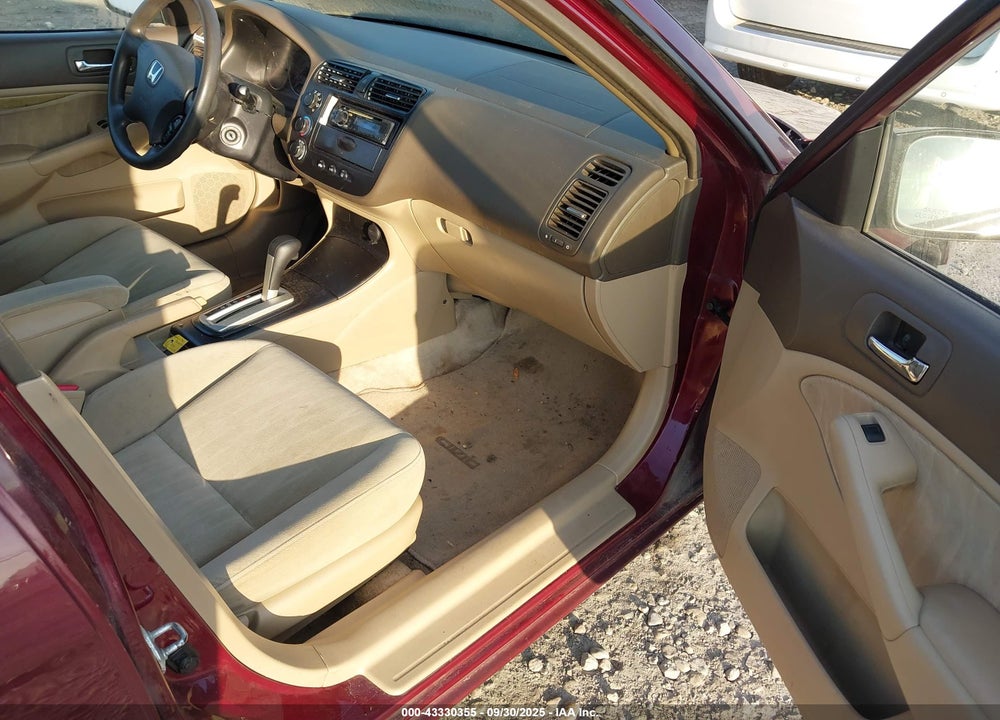 2003 HONDA CIVIC VIN: 2HGES16513H624917