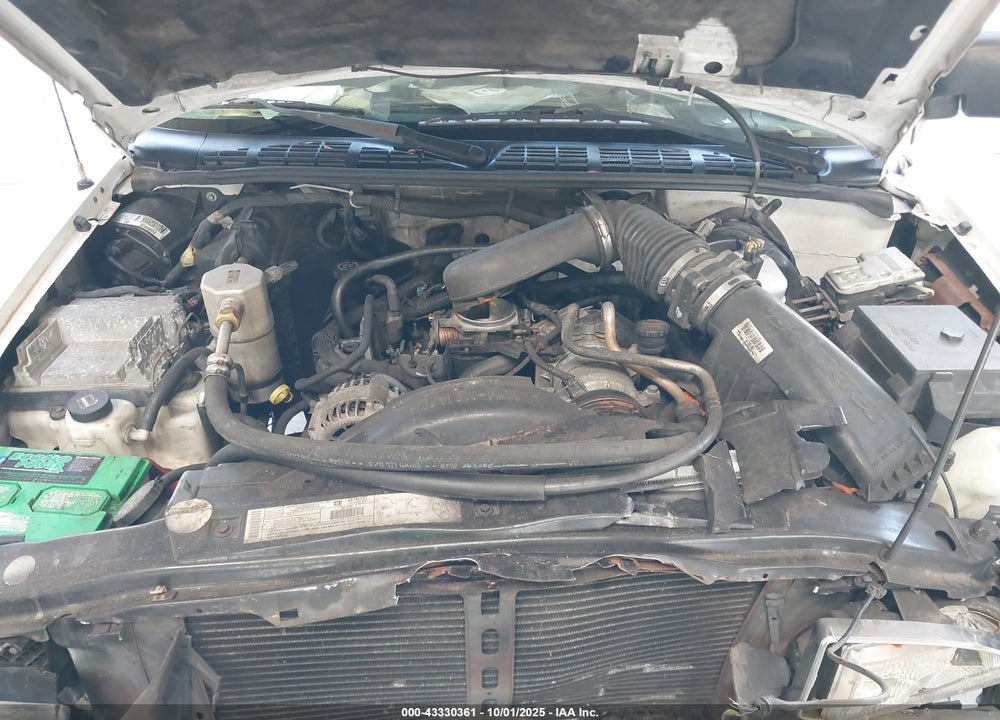 2002 CHEVROLET S-10 VIN: 1GCCS14W428217924