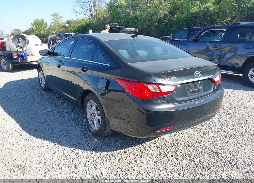 2013 HYUNDAI SONATA VIN: 5NPEB4AC2DH694795