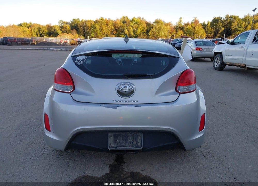 2017 HYUNDAI VELOSTER VIN: KMHTC6AD2HU305556