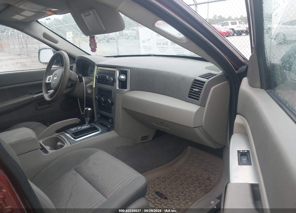 2008 JEEP GRAND CHEROKEE LAREDO VIN: 1J8GR48K28C179002