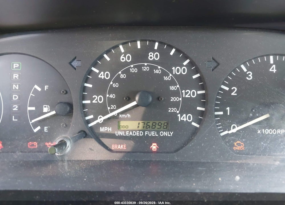 1998 TOYOTA CAMRY LE VIN: JT2BG22K3W0261770