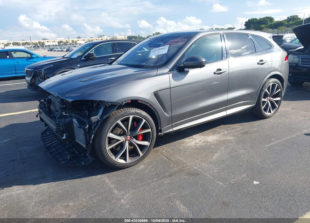 2019 JAGUAR F-PACE VIN: SADCZ2EE7KA607078