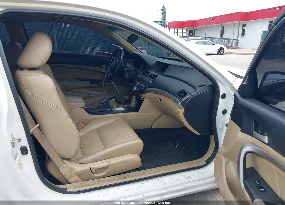 2010 HONDA ACCORD VIN: 1HGCS1B86AA012201