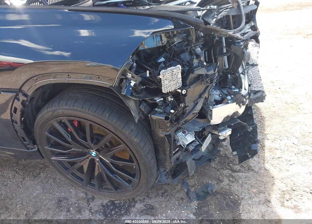 2025 BMW X6 VIN: 5UX33EX00S9Y14704