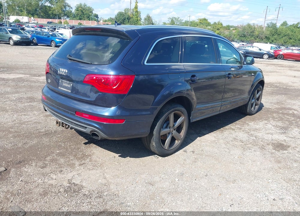 2013 AUDI Q7 VIN: WA1DGAFE9DD008015