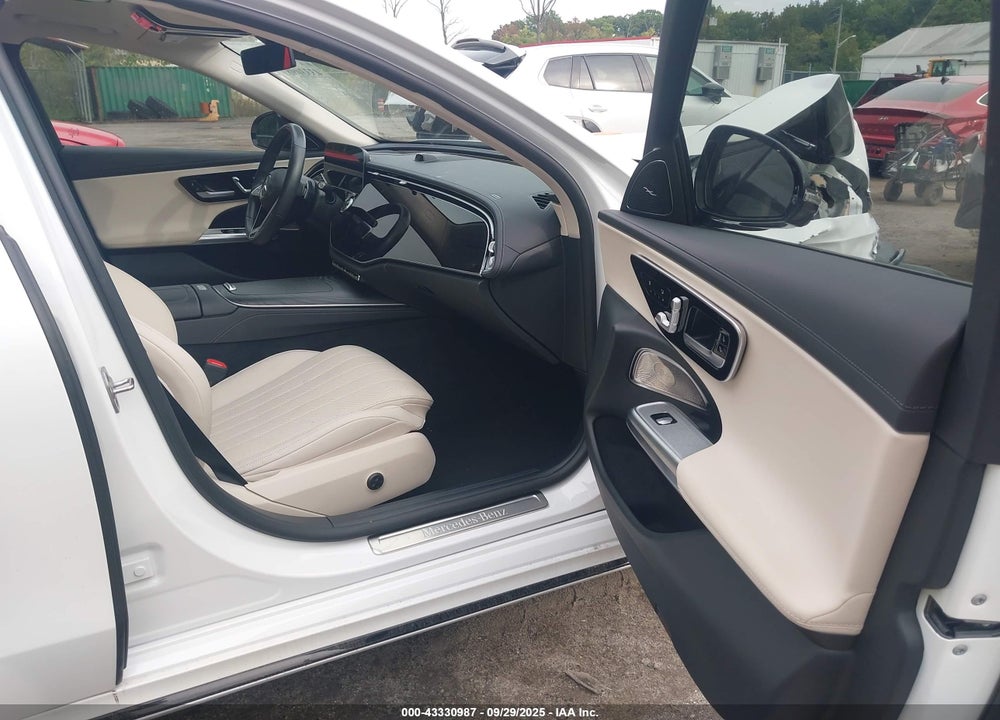 2024 MERCEDES-BENZ E 350 VIN: W1KLF4HB7RA010000